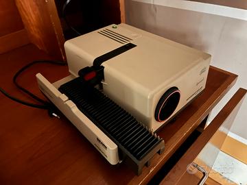 Proiettori diapositive vintage