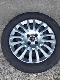 Gomme invernali con cerchi Per Fiat Grande Punto.