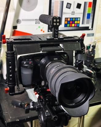 Blackmagic Pocket Cinema Camera 6k con rig