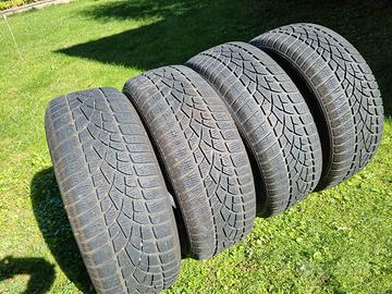 Pneumatici marca DUNLOP invernali