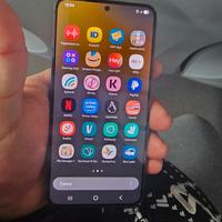 Samsung Galaxy s22 5G 128/8+8