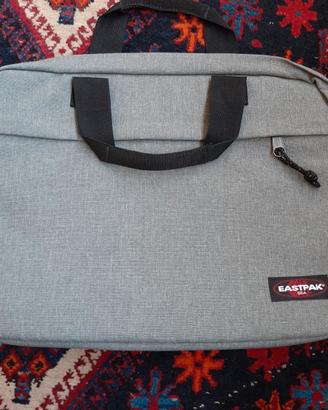 BORSA PORTA NOTEBOOK/TABLET EASTPACK NUOVA