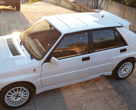 Lancia delta integrale 8v