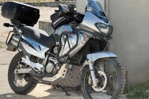 Honda Transalp xl 650 v anno 2006