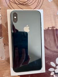 iPhone XS Max – Leggere bene la descrizione