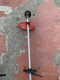 Decespugliatore spalleggiato