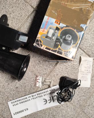 Dissuasore sonoro Bird Chaser con sensore PIR