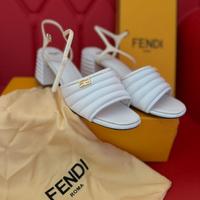 Sandali Fendi