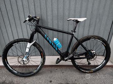 Grand Canyon AL 7.0, misura 26, taglia M + 4 gomme