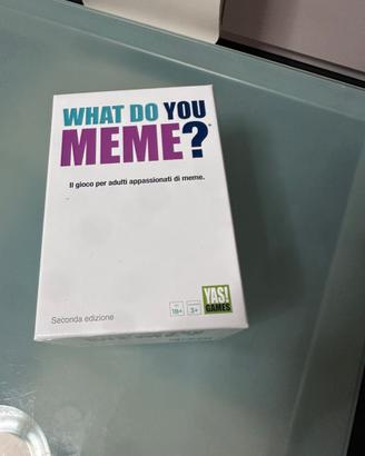Gioco di società 18+ “What do you meme”