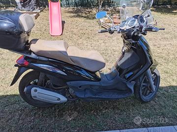 Scooter Beverly 250cc Nero