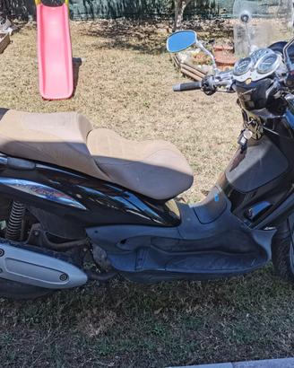 Scooter Beverly 250cc Nero