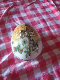 Ovetto in porcellana