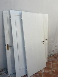 Mi libero di n.4 porte in legno tamburato