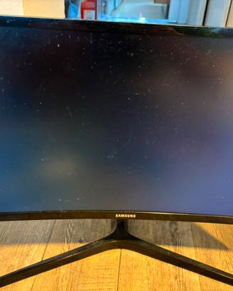 Samsung C24RG50 24” Curvo Full HD 144Hz – Gaming