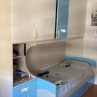 Armadio ponte con letto