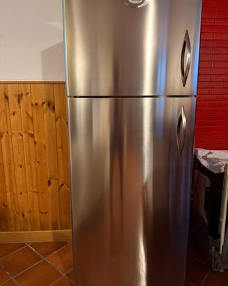 Frigorifero Whirpool in acciaio inox