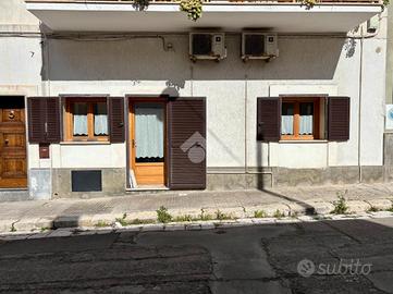 3 LOCALI A GALLIPOLI