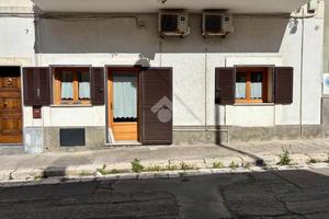 3 LOCALI A GALLIPOLI