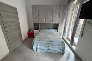 Stanza singola con bagno privato Napoli Centro