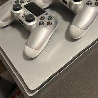 PS4 silver edition
