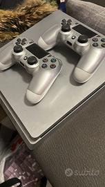 PS4 silver edition