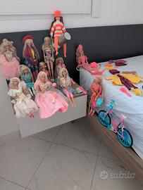 Lotto 11 Barbie vintage '80-'90 + Tanya Stranamore