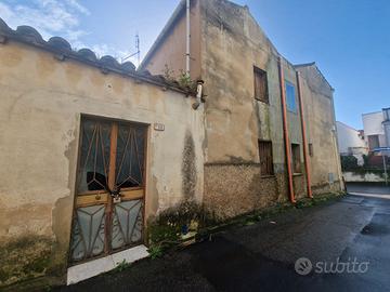 Casa singola con cortile