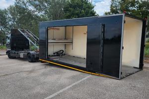 Iveco Eurocargo bisarca carroattrezzi chiuso