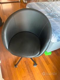 sedia da scrivania SKRUSTA Ikea con rotelle