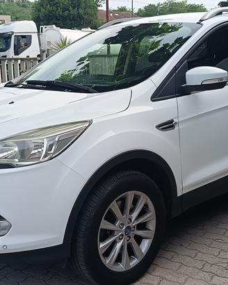 Ford Kuga 2.0 tdci Titanium X 4wd s&s 150cv E6