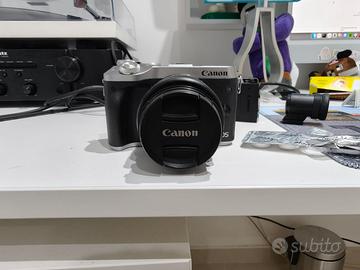 Canon EOS M6
