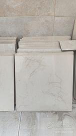 Lotto 5mq GRES PORCELLANATO + 7 Battiscopa