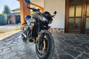 Triumph street triple