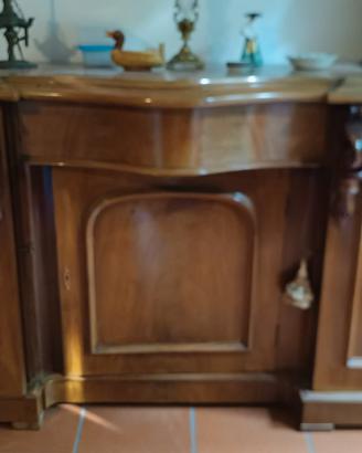 Mobile credenza in legno massello stile classico