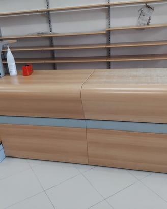 arredamento negozio