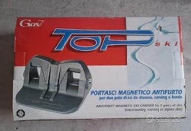 Porta sci magnetico con serratura. 