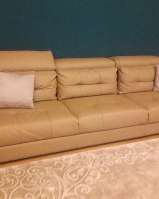 divano vera pelle - solo ritiro a Bologna centro