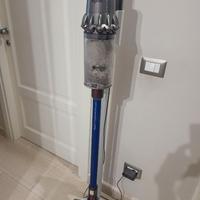 Dyson v 11