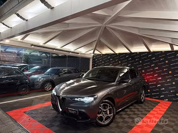 Alfa Romeo Stelvio 2.2 t Sprint Q4 210cv auto