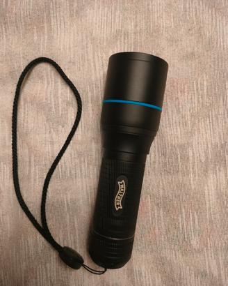 Torcia Walther led batterie mini stilo