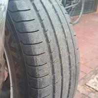 4 cerchi in lega montate su gomme per Opel Astra 