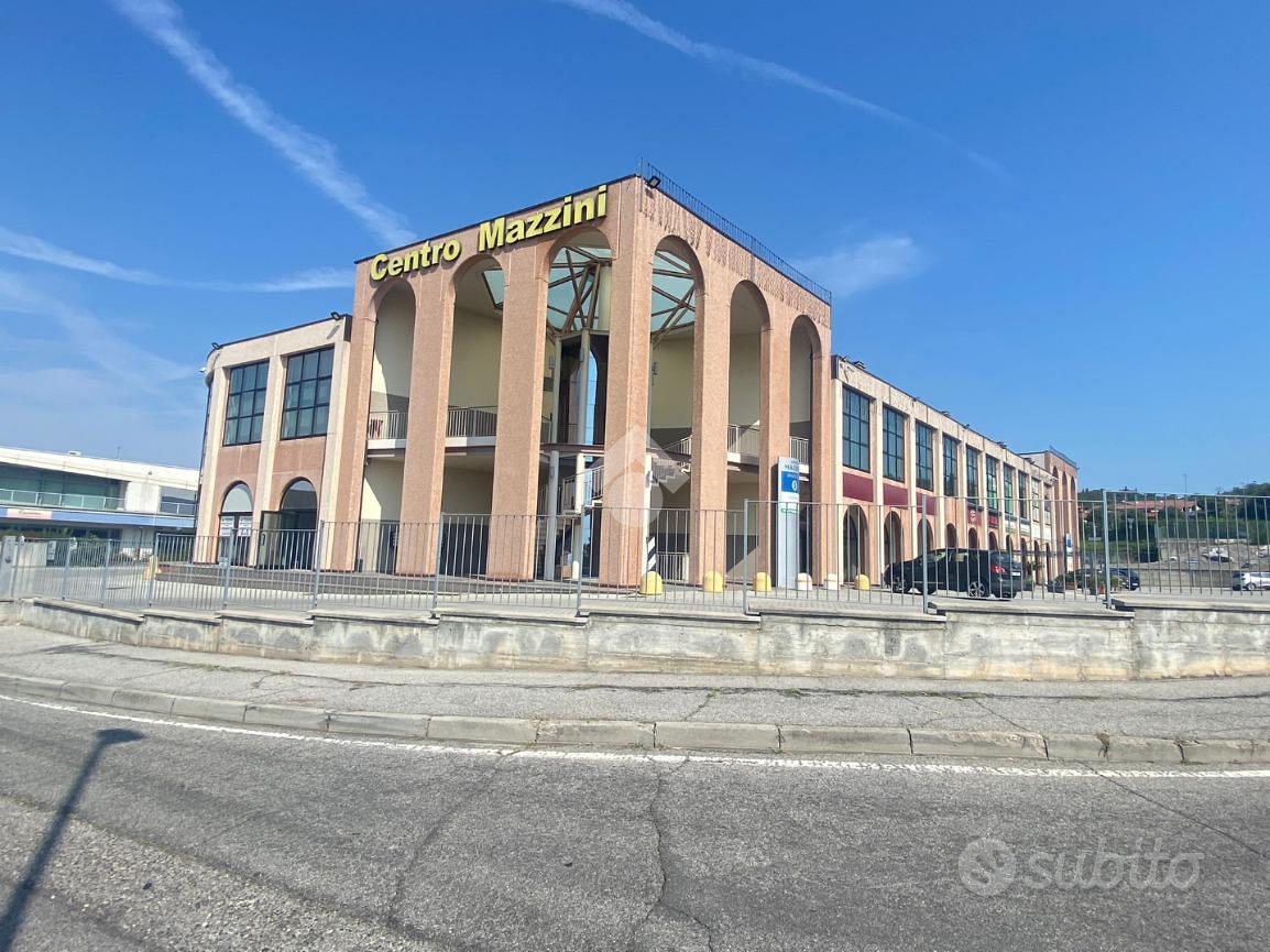 NEGOZIO A CASTIGLIONE DELLE STIVIERE - Vista 2