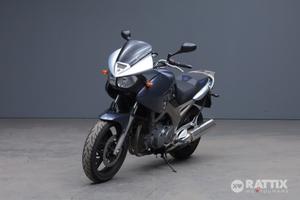 YAMAHA TDM 900