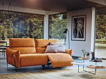 DIVANO IN PELLE 3 POSTI CON 2 RELAX MOTORIZZATO