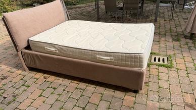 Letto sanitario elettrico + materasso-come nuovo