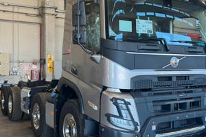 VOLVO FMX540 NUOVO DA IMM. CON GRU FASSI 905 NUOVA