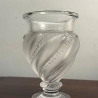 Vaso in cristallo Ermononville di Lalique France.