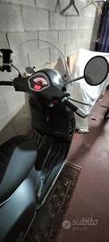 Vespa GTS 300 Super Sport