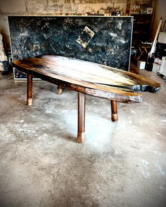 Tavolo design in quercia e gambe in metallo